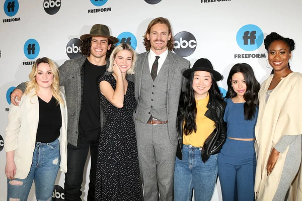 Los Angeles Feb Emma Hunton Tommy Martinez Maia Mitchell Josh — Stock Photo, Image