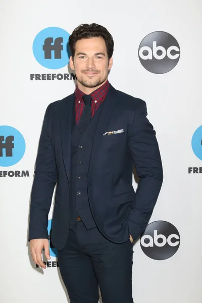 Los Angeles Únor Giacomo Gianniotti Disney Abc Televize Winter Press — Stock fotografie