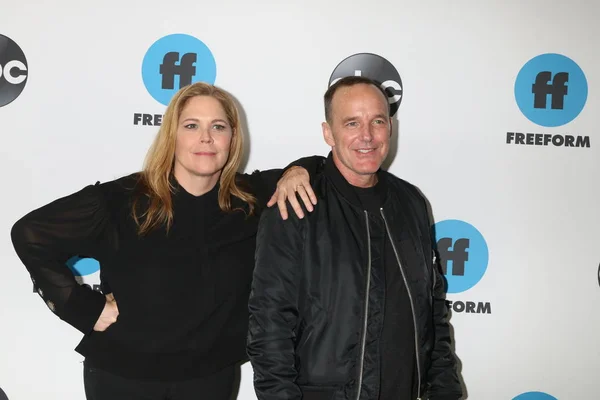 Los Ángeles Feb Mary Mccormack Clark Gregg Gira Prensa Invierno — Foto de Stock