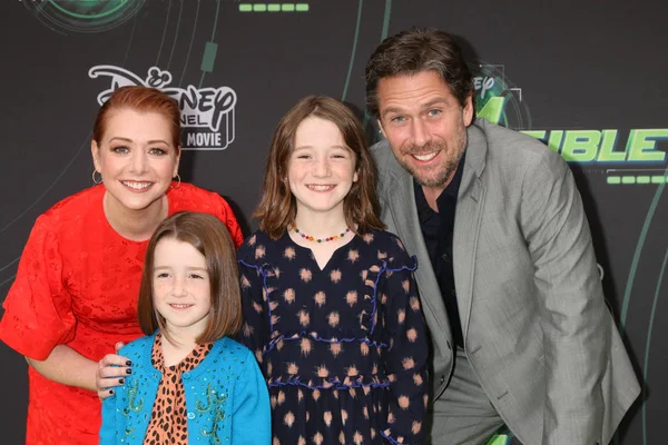 Los Angeles Feb Alyson Hannigan Keeva Jane Denisof Satyana Marie — kuvapankkivalokuva