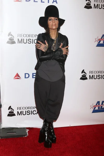 Los Angeles Lutego Linda Perry Osobie Musicares Uroczystą Convention Center — Zdjęcie stockowe