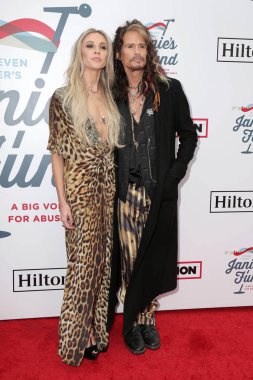 Los Angeles - Şubat 10: Aimee Preston, Steven Tyler Los Angeles, Ca üzerinde 10 Şubat 2019 Raleigh stüdyolarında partide 2019 Steven Tyler'ın Grammy görüntüleme