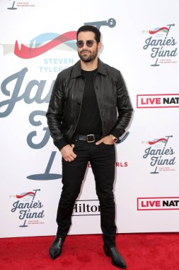 Los Angeles - Şubat 10: Jesse Metcalfe Los Angeles, Ca üzerinde 10 Şubat 2019 Raleigh stüdyolarında partide 2019 Steven Tyler'ın Grammy görüntüleme