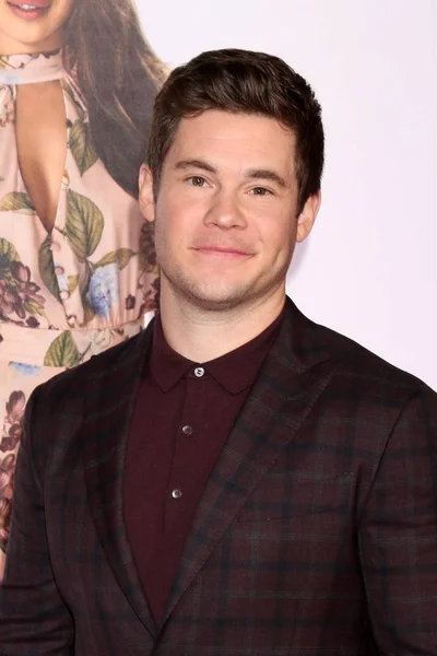 Λος Άντζελες Φλεβάρη Adam Devine Δεν Είναι Ρομαντικό Παγκόσμια Πρεμιέρα — Φωτογραφία Αρχείου