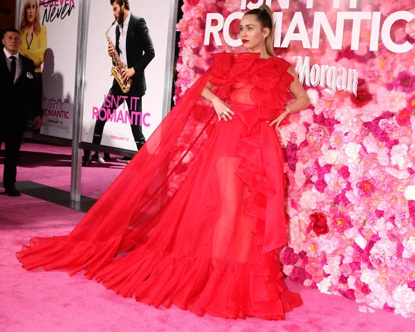 Los Angeles Feb Miley Cyrus Isn Romantic World Premiere Theatre — Stock Photo, Image