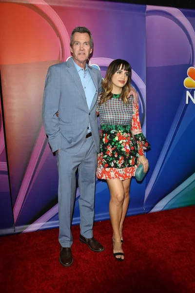 Los Angeles Février Neil Flynn Natalie Morales Junket Presse Saison — Photo