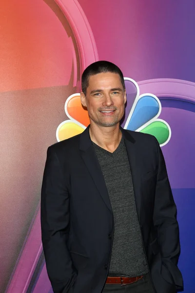 Los Angeles Feb Warren Christie Mid Season Press Junket Della — Foto Stock