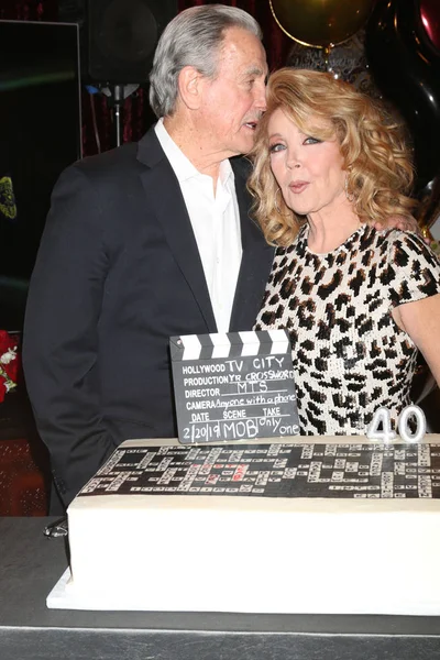 Los Angeles - 20 Şubat: Eric Braeden, Melody Thomas Scott, Melody Thomas Scott kutluyor Y ve Cbs televizyon şehir Event'de R 40 yıl üzerinde 20 Şubat 2019 Los Angeles, Ca