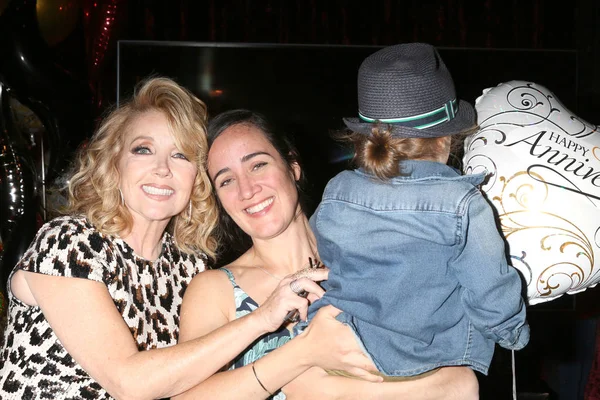 Los Angeles - 20 Şubat: Melody Thomas Scott, Alexandra Yeaggy, Melody Thomas Scott kutluyor Y ve Cbs televizyon şehir Event'de R 40 yıl üzerinde 20 Şubat 2019 Los Angeles, Ca