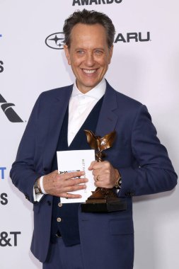 Los Angeles - 23 Şubat: Richard E. Grant 2019 adlı Film Independent Spirit sahilde 23 Şubat 2019 Santa Monica, Ca Ödülleri
