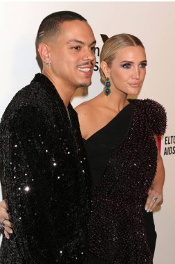 Elton John Oscar görüntüleme parti