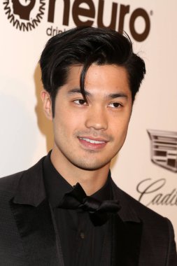 Elton John Oscar görüntüleme parti