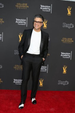 39 üniversite televizyon Ödülleri