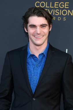 39 üniversite televizyon Ödülleri