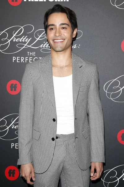 "Pretty Little Liars: The Perfectionists" Premiere — Stock Photo, Image