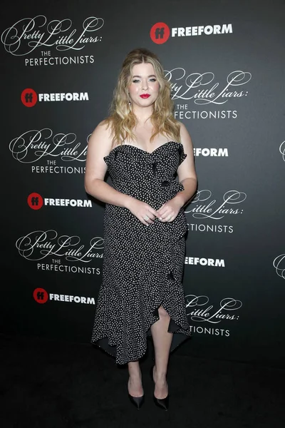 "Pretty Little Liars: The Perfectionists Premiere — Stok Foto