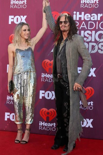 IHeart Radio Music Awards - aankomsten — Stockfoto