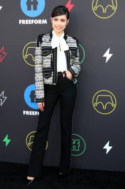 2 yıllık serbest form Zirvesi