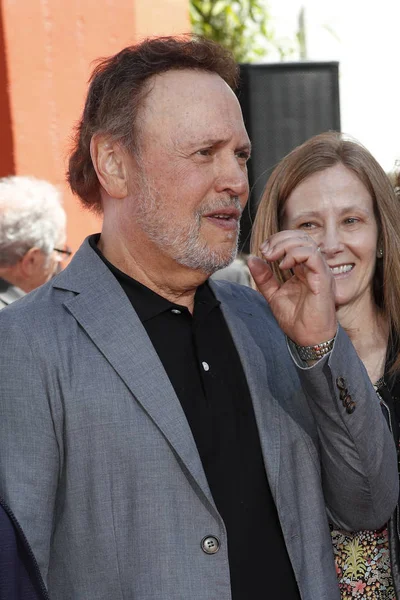 Billy Crystal hand en voetafdruk ceremonie — Stockfoto