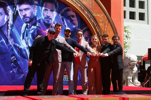 Vingadores elenco membros handprint cerimônia — Fotografia de Stock