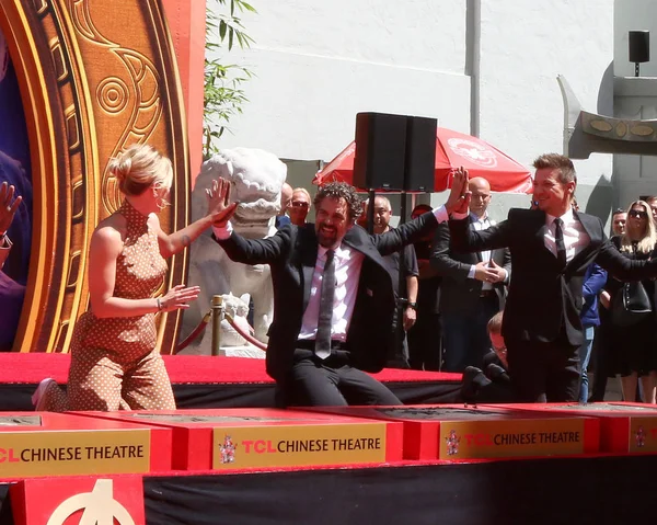 Avengers cast leden handafdruk ceremonie — Stockfoto