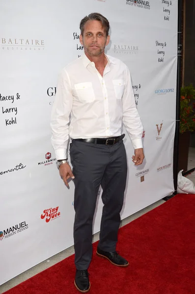 12. jährliche george lopez foundation celebrity golf classic "cinco de mayo" party — Stockfoto