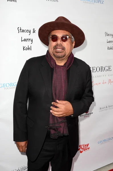 12: e årliga George Lopez stiftelsen Celebrity Golf Classic "Cinco de Mayo" parti — Stockfoto