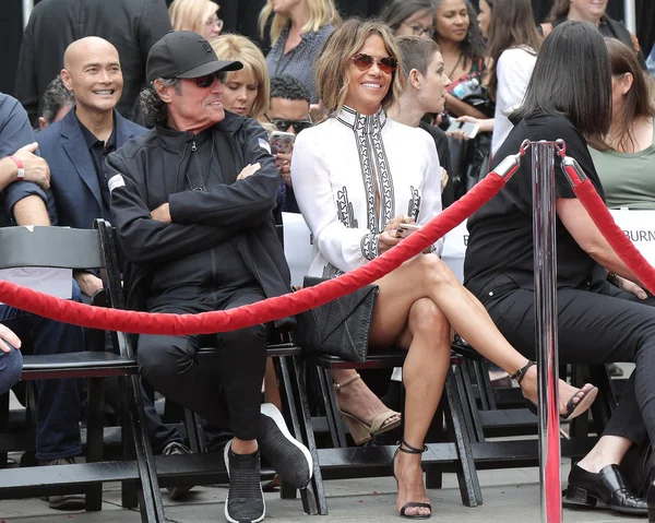 Keanu Reeves Hand and Foot Print Ceremony — Stock Photo, Image