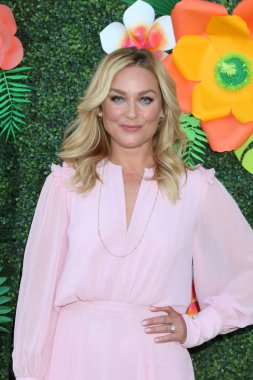 Ömür Boyu Tv Yaz Luau