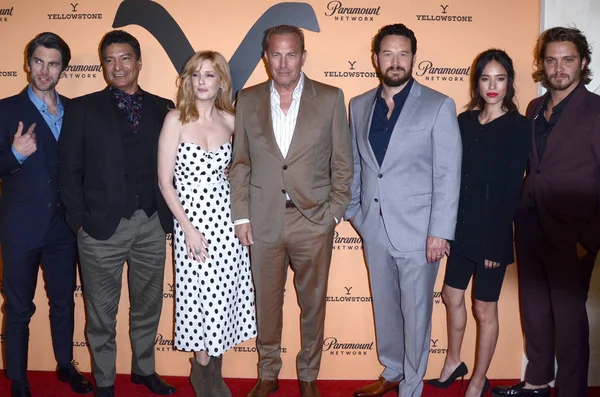 "Yellowstone "Temporada 2 Premiere Party — Foto de Stock