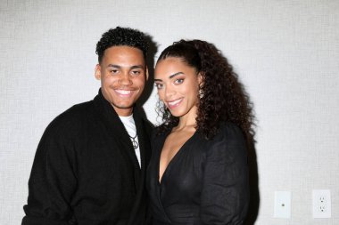 cesur ve güzel fan kulüp Öğle Yemeği