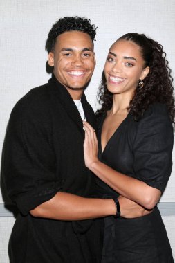 cesur ve güzel fan kulüp Öğle Yemeği