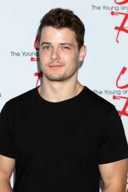 Young ve Huzursuz Hayran Kulübü Yemeği