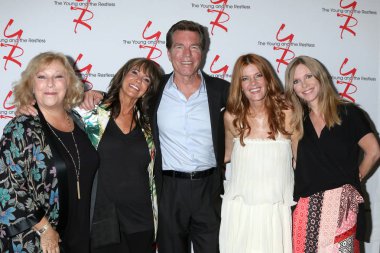 Young ve Huzursuz Hayran Kulübü Yemeği