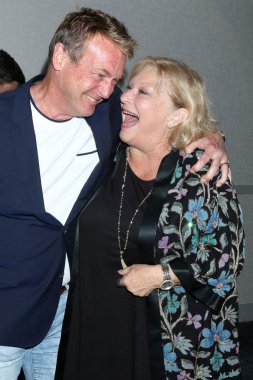 Young ve Huzursuz Hayran Kulübü Yemeği