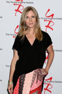 Young ve Huzursuz Hayran Kulübü Yemeği