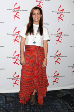 Young ve Huzursuz Hayran Kulübü Yemeği