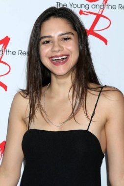 Young ve Huzursuz Hayran Kulübü Yemeği