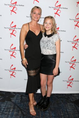 Young ve Huzursuz Hayran Kulübü Yemeği