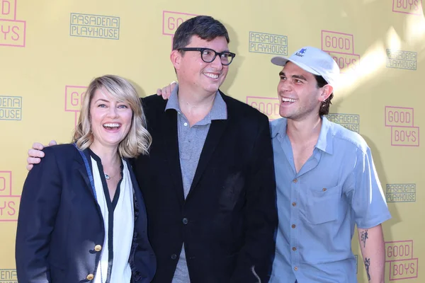 "Good Boys" Play Opening Arrivals — Stock Photo, Image