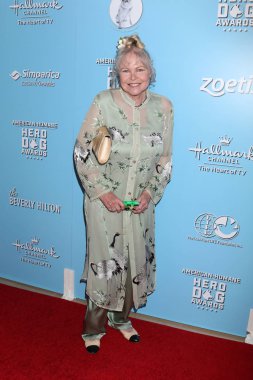 9. Geleneksel Amerikan İnsani Kahraman Köpek Ödülleri