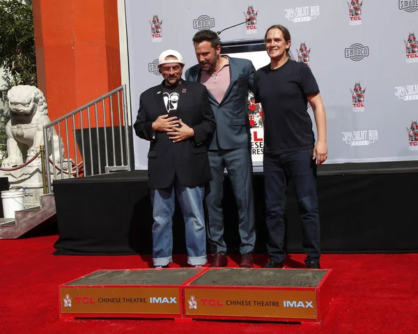 Kevin Smith y Jason Mewes mano y huella Ceremonia —  Fotos de Stock