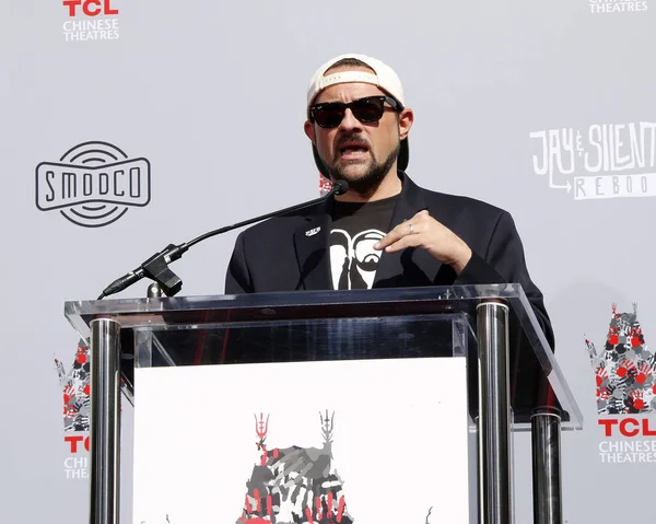 Kevin smith und jason mewes hand and footprint zeremonie — Stockfoto