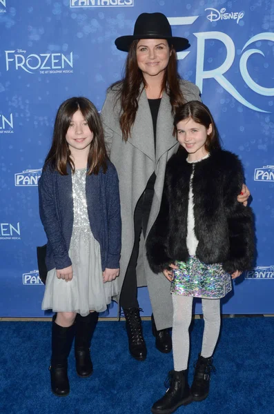 Los Angeles Dec Tiffani Thiessen Premiere Frozen Pantages Theater Den — Stockfoto