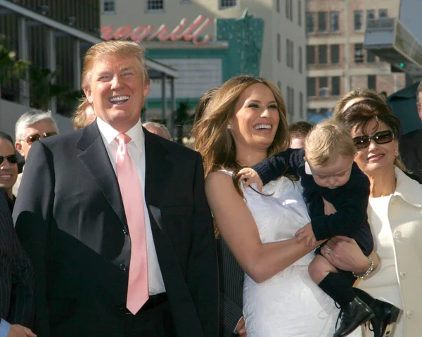 Los Angeles Gennaio Donald Trump Melanie Trump Barron Trump Alla — Foto Stock