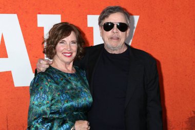 SEP 8: Marilou York, Mark Hamill 8 Eylül 2025 'te Los Angeles' ta El Capitan Tiyatrosu 'ndaki The Long Walk Özel Gösterimi' nde.