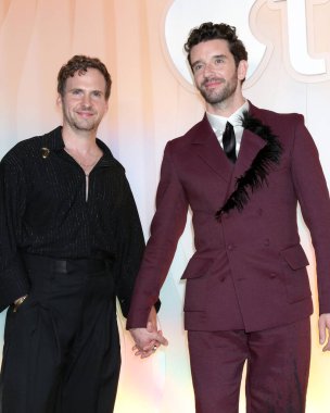 LOS ANGELES - 14 Eylül 2025 'te Ysabel' deki AppleTV + Post Emmy Partisi 'nde Ryan Spahn, Michael Urie, Batı Hollywood, CA