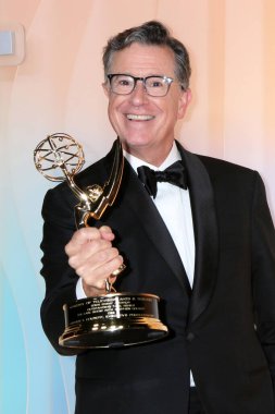 LOS ANGELES - SEP 14: Stephen Colbert 14 Eylül 2025 'te Ysabel' deki AppleTV + Post Emmy Party 'de Batı Hollywood, CA