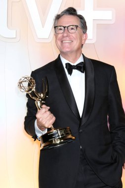 LOS ANGELES - SEP 14: Stephen Colbert 14 Eylül 2025 'te Ysabel' deki AppleTV + Post Emmy Party 'de Batı Hollywood, CA