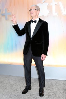 LOS ANGELES - 14 Eylül 2025 'te Ysabel' deki AppleTV + Post Emmy Party 'de Tim Cook, Batı Hollywood, CA